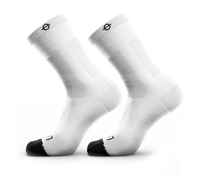 Lasso Women's Athletic Compression Crew Socks 2.0 (W) (White)